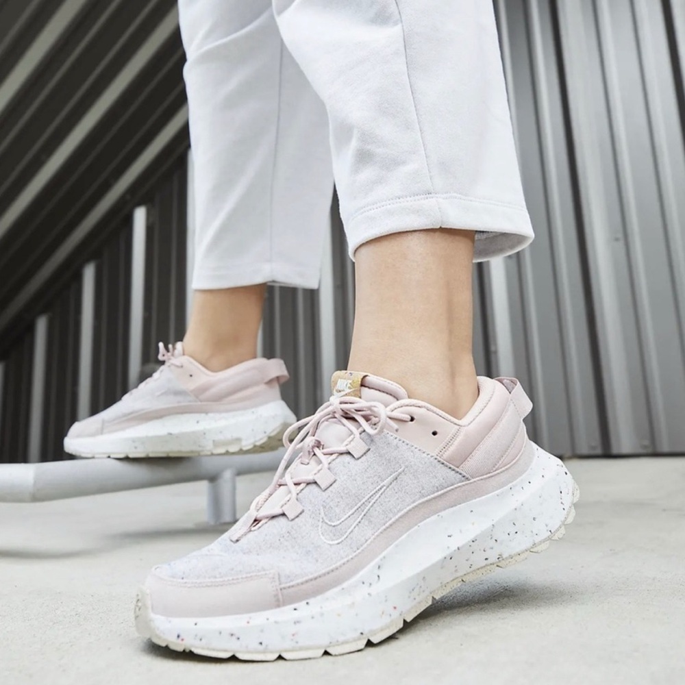 Nike Crater Remixa in Pink and Canvas - Like New!